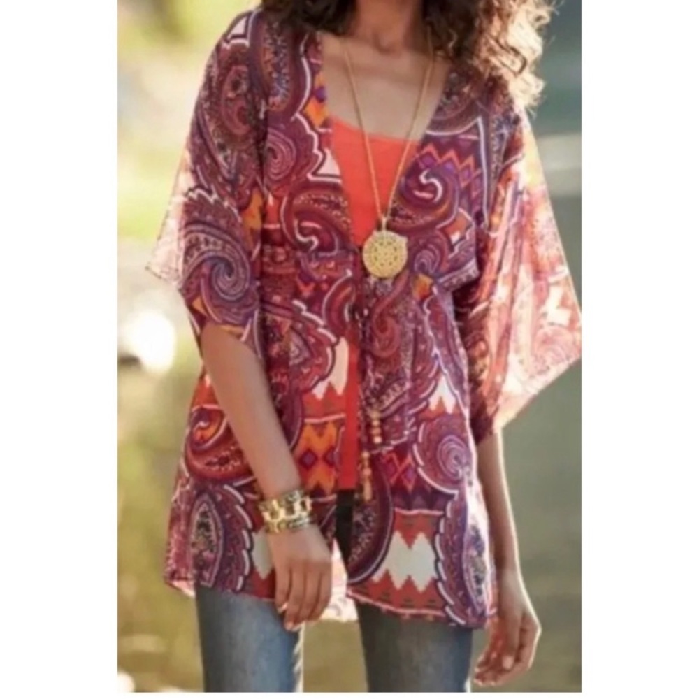 CAbi #841 Tunic‎ Top Medium Purple Kimono Sleeve Tie Front Paisley S Small